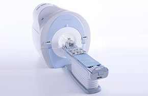 MRI（東芝磁気共鳴画像装置1・5T）